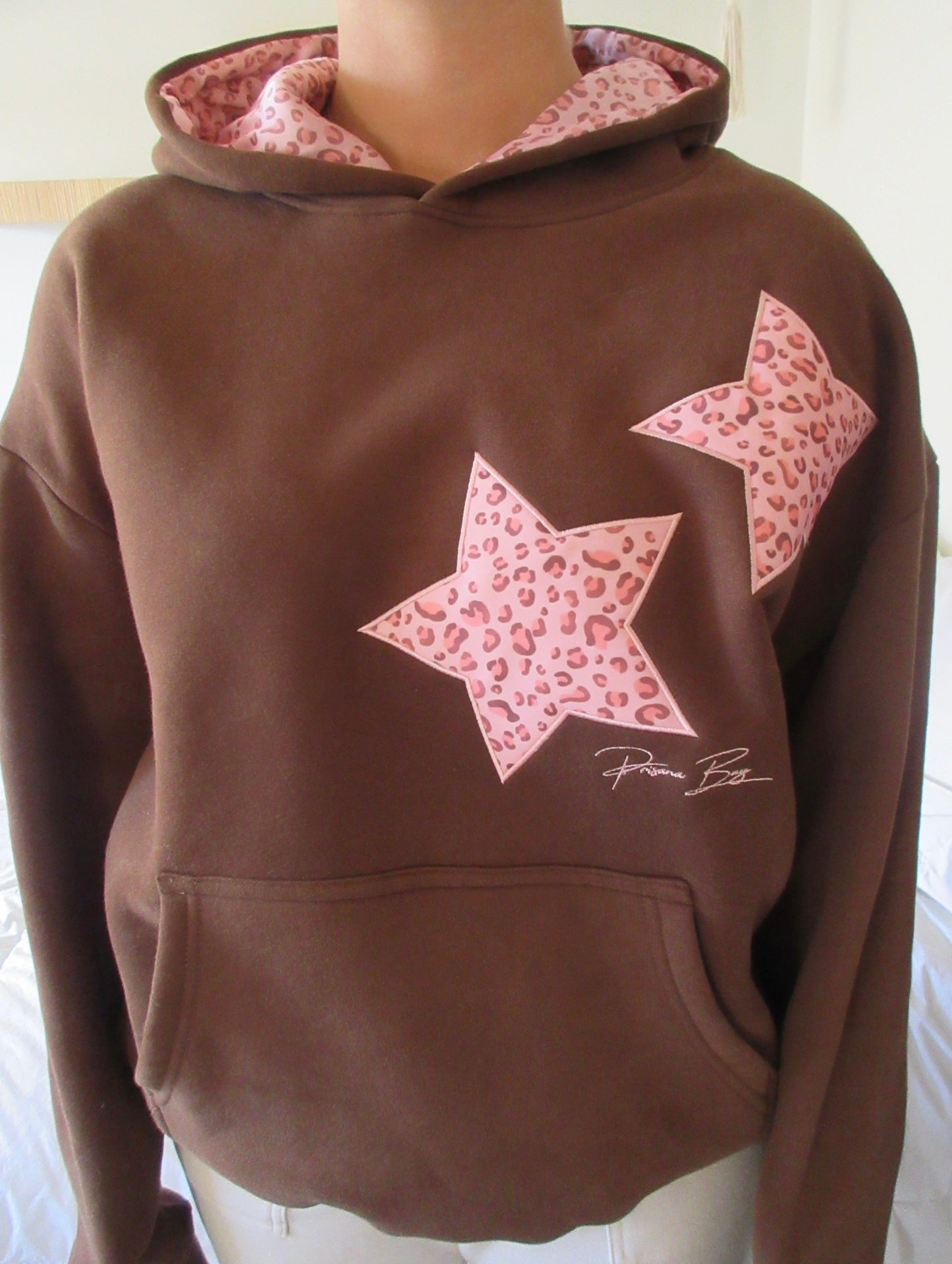 Hoodie mit Leoparden-Sternen