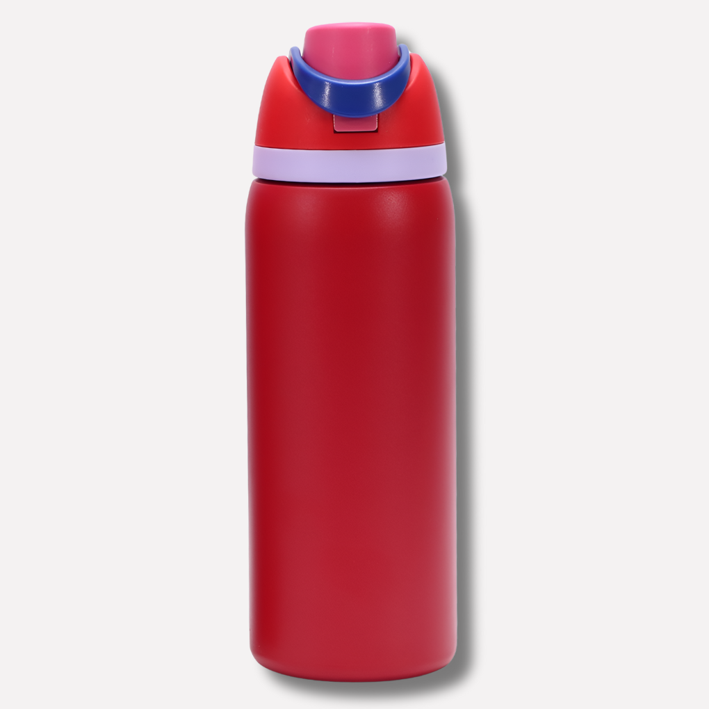 Isolierte Wasserflasche mit integriertem Strohhalm