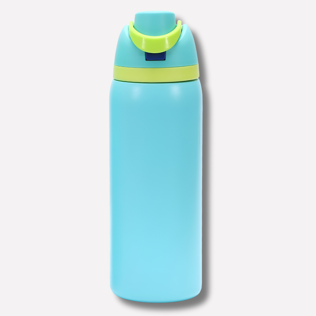 Isolierte Wasserflasche mit integriertem Strohhalm