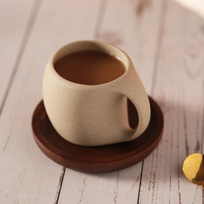 Japanisch inspiriertes Kaffeetassen-Set aus Keramik inklusive Bambusuntertasse und Löffel