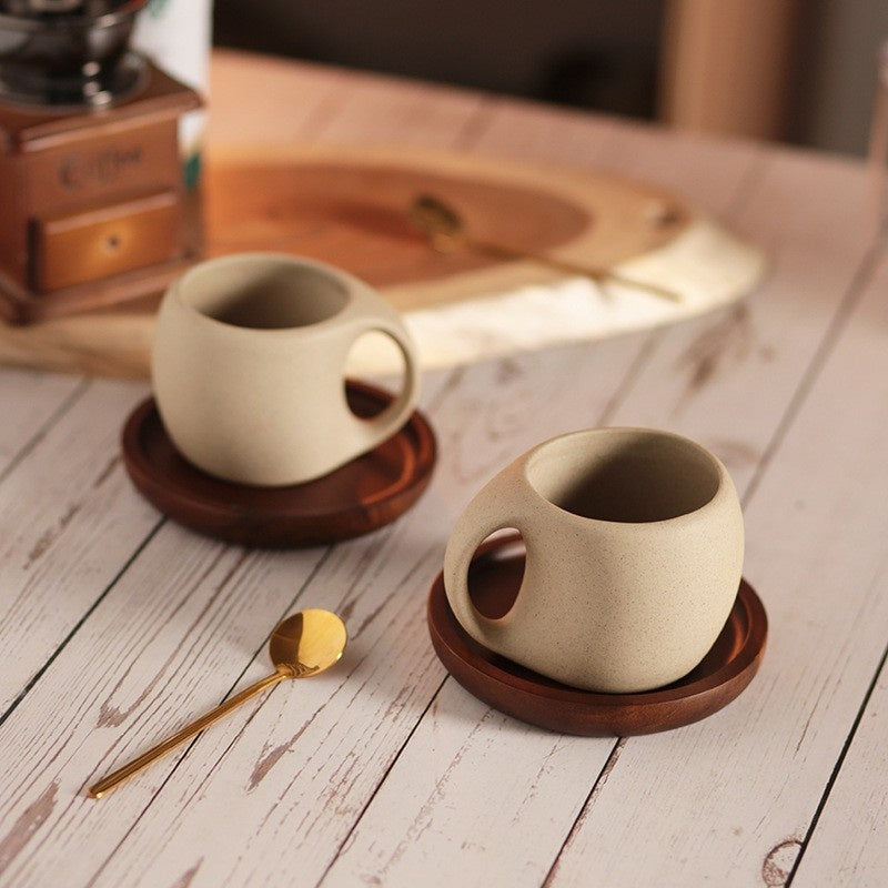 Japanisch inspiriertes Kaffeetassen-Set aus Keramik inklusive Bambusuntertasse und Löffel