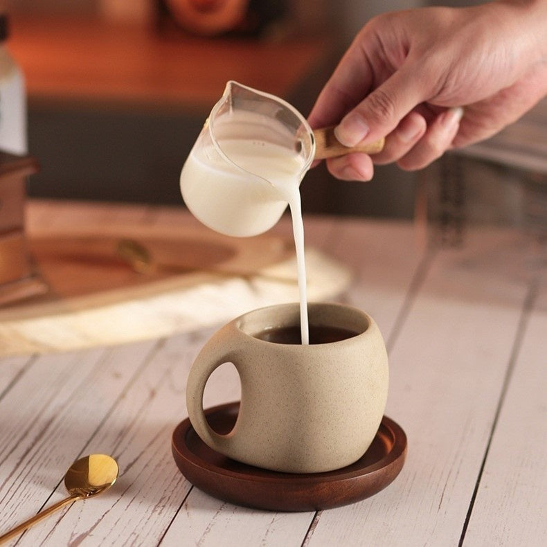 Japanisch inspiriertes Kaffeetassen-Set aus Keramik inklusive Bambusuntertasse und Löffel