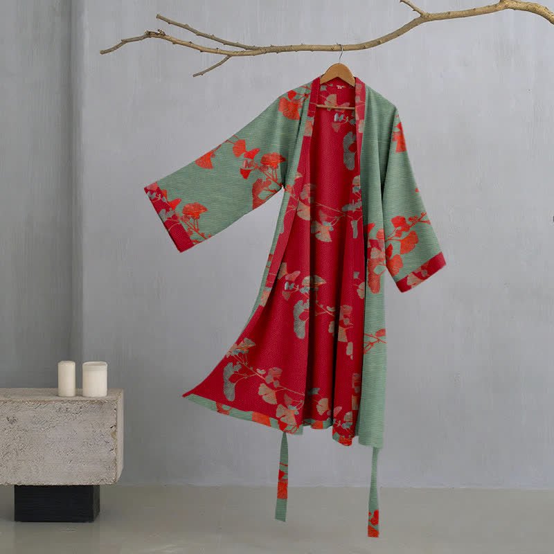 Kimono-Bademantel aus atmungsaktiver Bio-Baumwolle mit leichter, weicher Webstruktur
