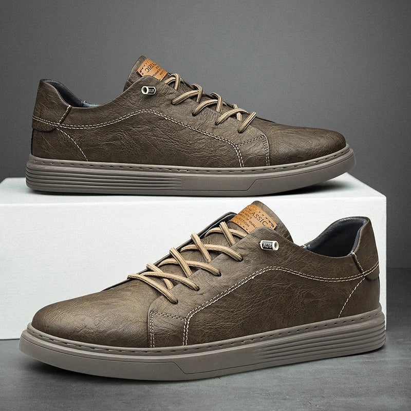 Klassische bequeme Herren-Sneaker