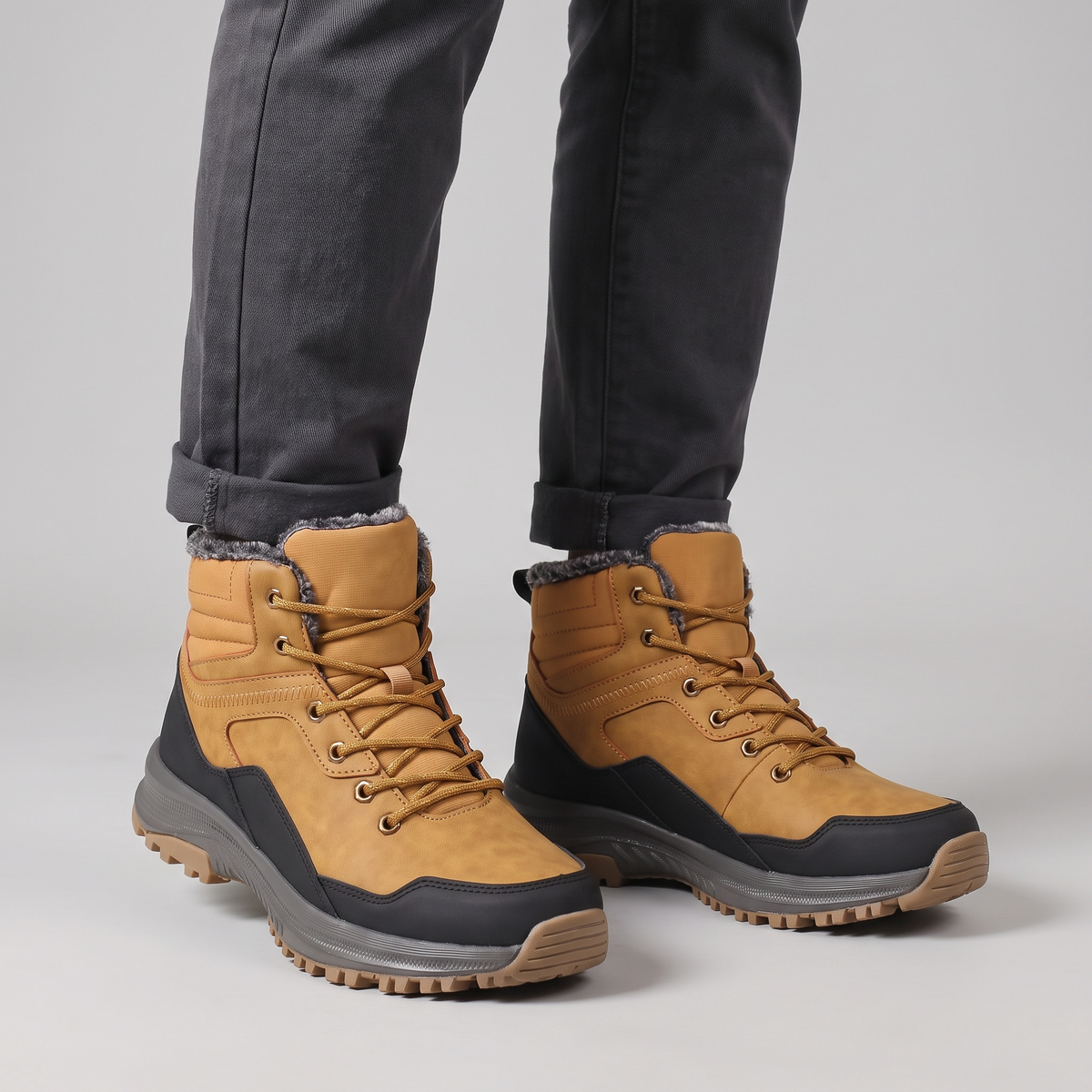 Klassische gefütterte Herren-Wanderschuhe