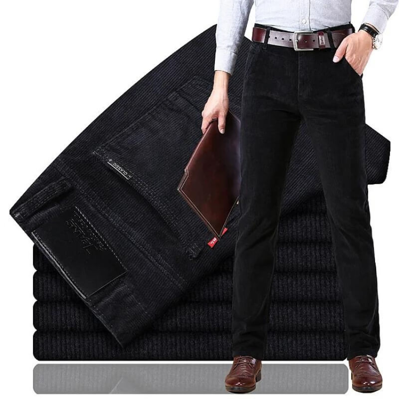 Klassische Herren-Cordhose