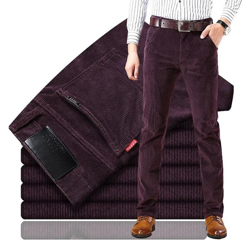 Klassische Herren-Cordhose