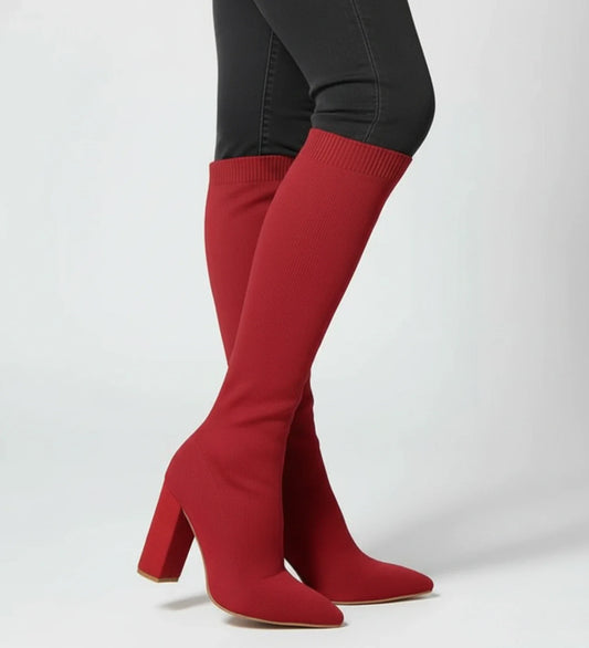 Kniehohe Damen-Strickstiefel mit hohem Absatz