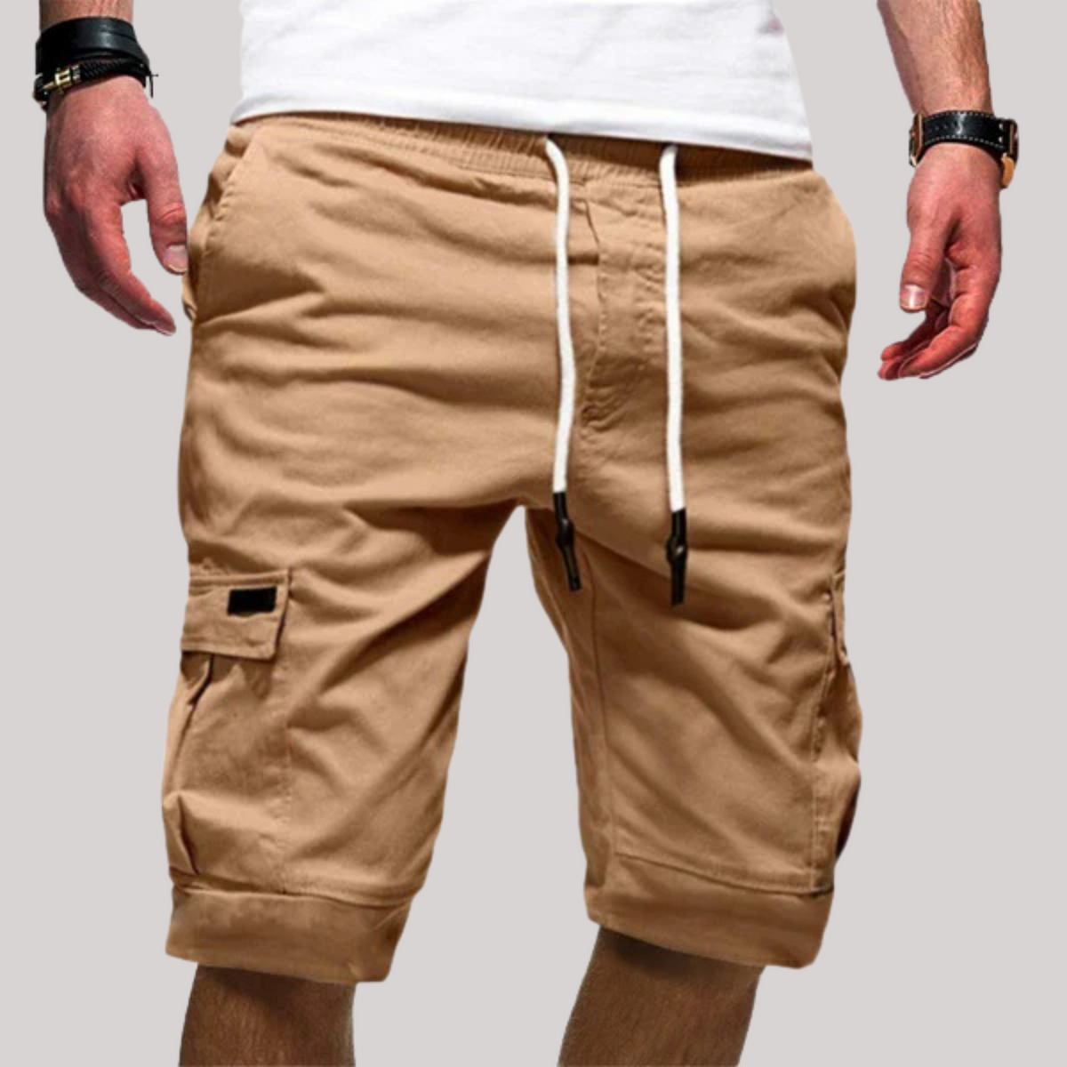Knielange Herren-Cargoshorts mit Kordelzug
