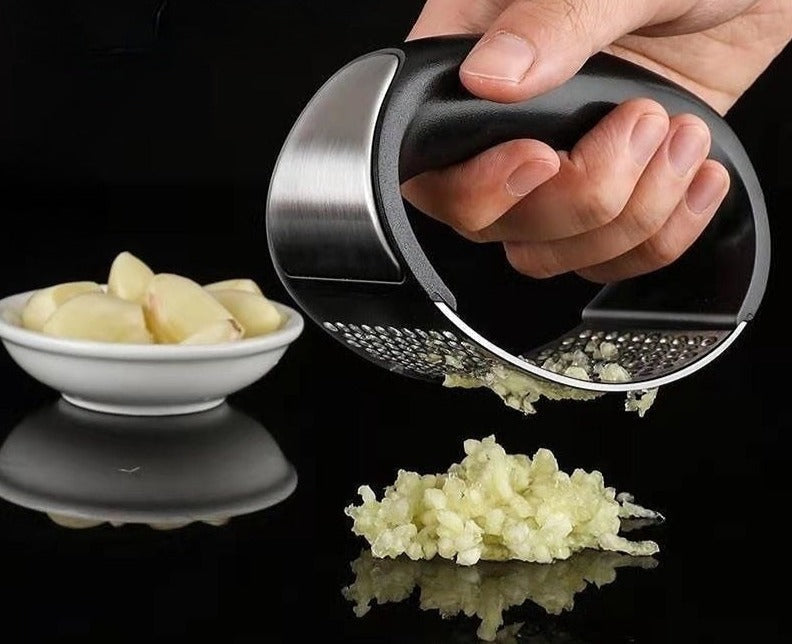 Knoblauchschneider aus Edelstahl
