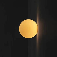 Kugel-Wandleuchte – Moderne Wandlampe aus Glas – Elegante Innenbeleuchtung