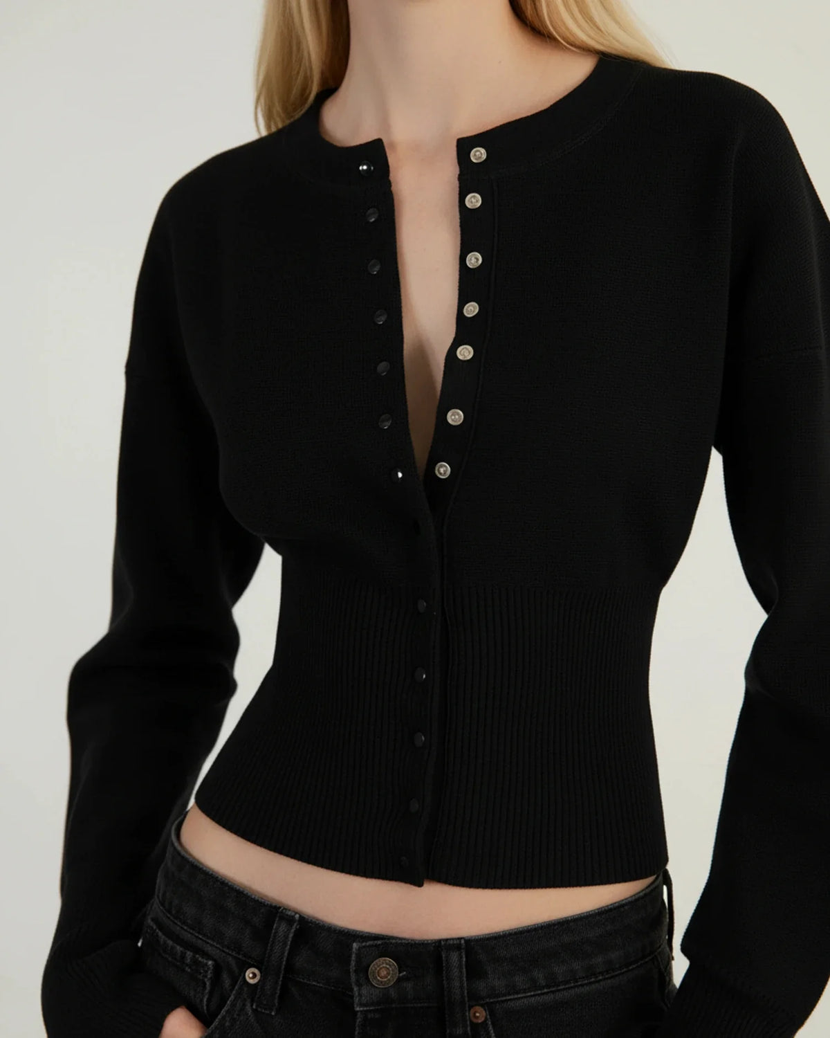 Langärmlige Cropped-Strickjacke für Damen