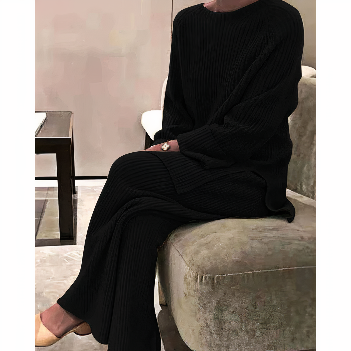 Lässiges Damen-Set aus Strickpullover und Hose