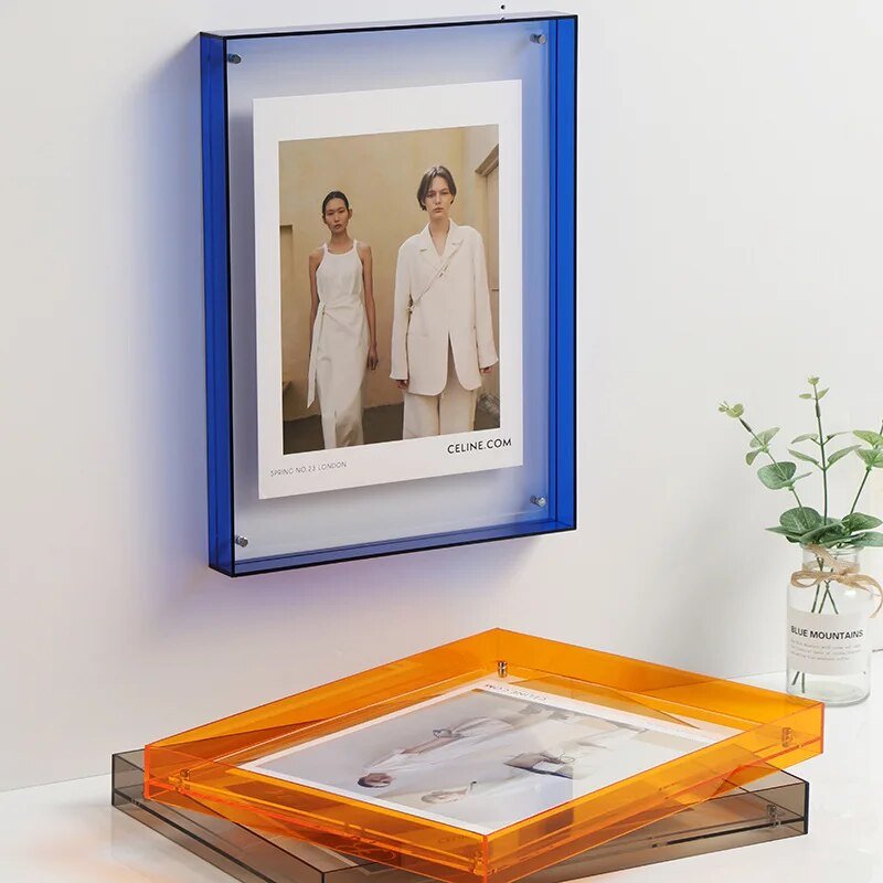 Lebendiger Acryl-Displayrahmen – Moderner farbenfroher Fotohalter