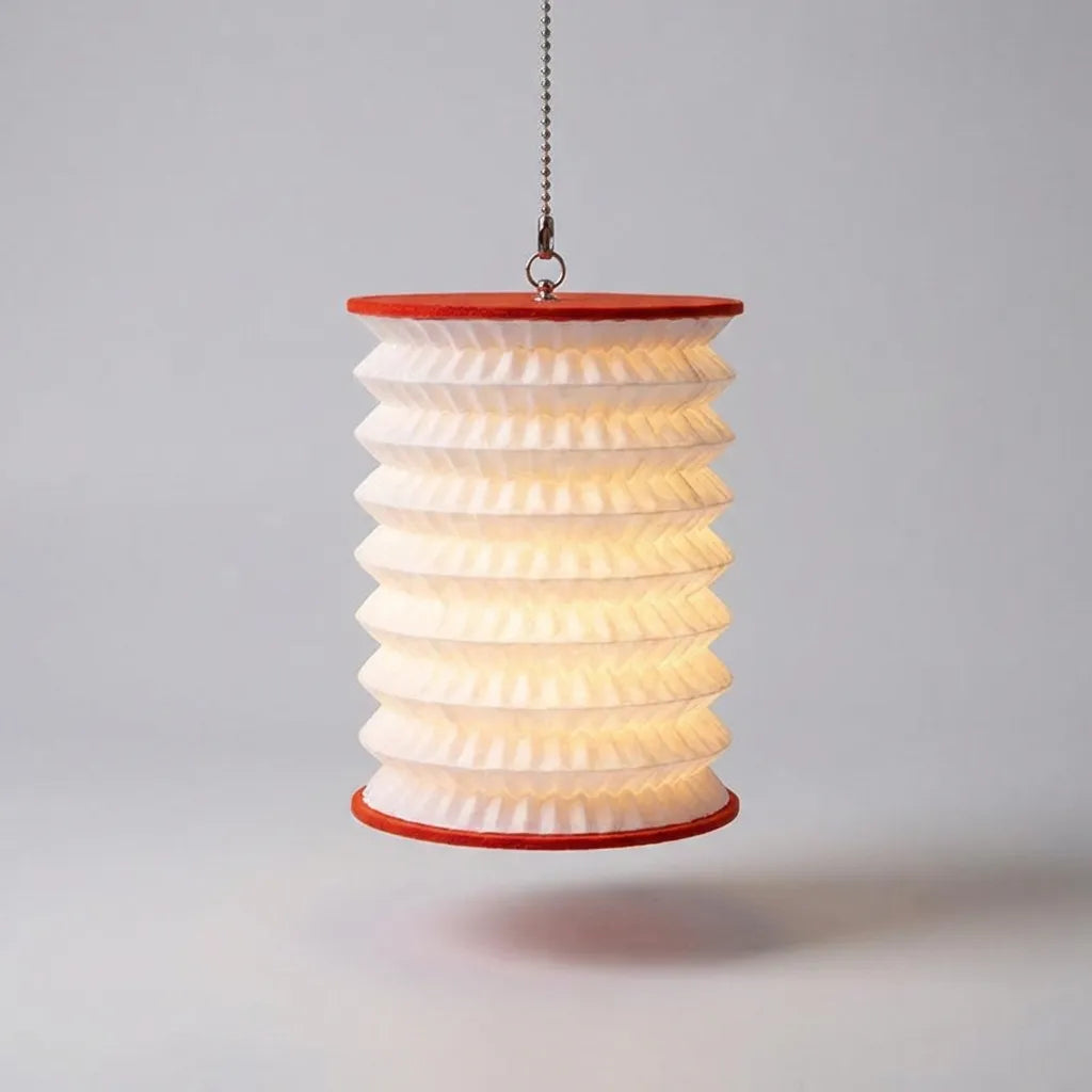 LED-Tischlampe in Laternenform mit klassischem Design – kompakt und energiesparend für Wohn- und Schlafzimmer