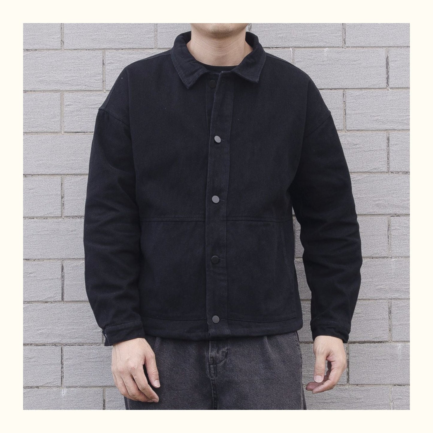 Legere Herrenjacke mit Knopfleiste