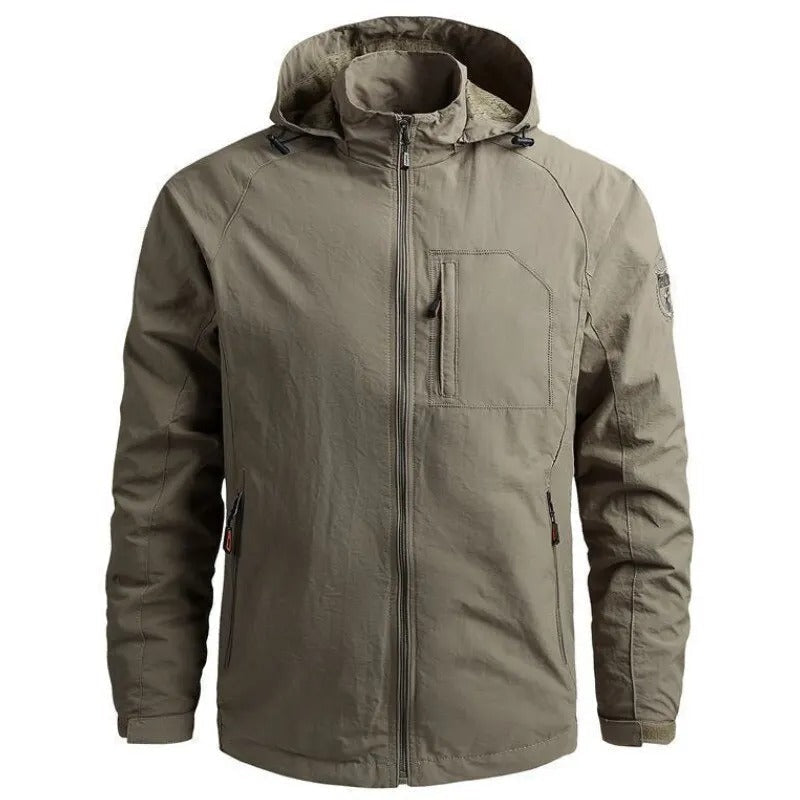 Leichte Herrenjacke mit Kapuze