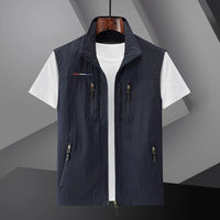 Leichte Outdoor-Weste für Herren mit mehreren Taschen