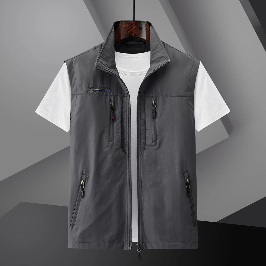 Leichte Outdoor-Weste für Herren mit mehreren Taschen