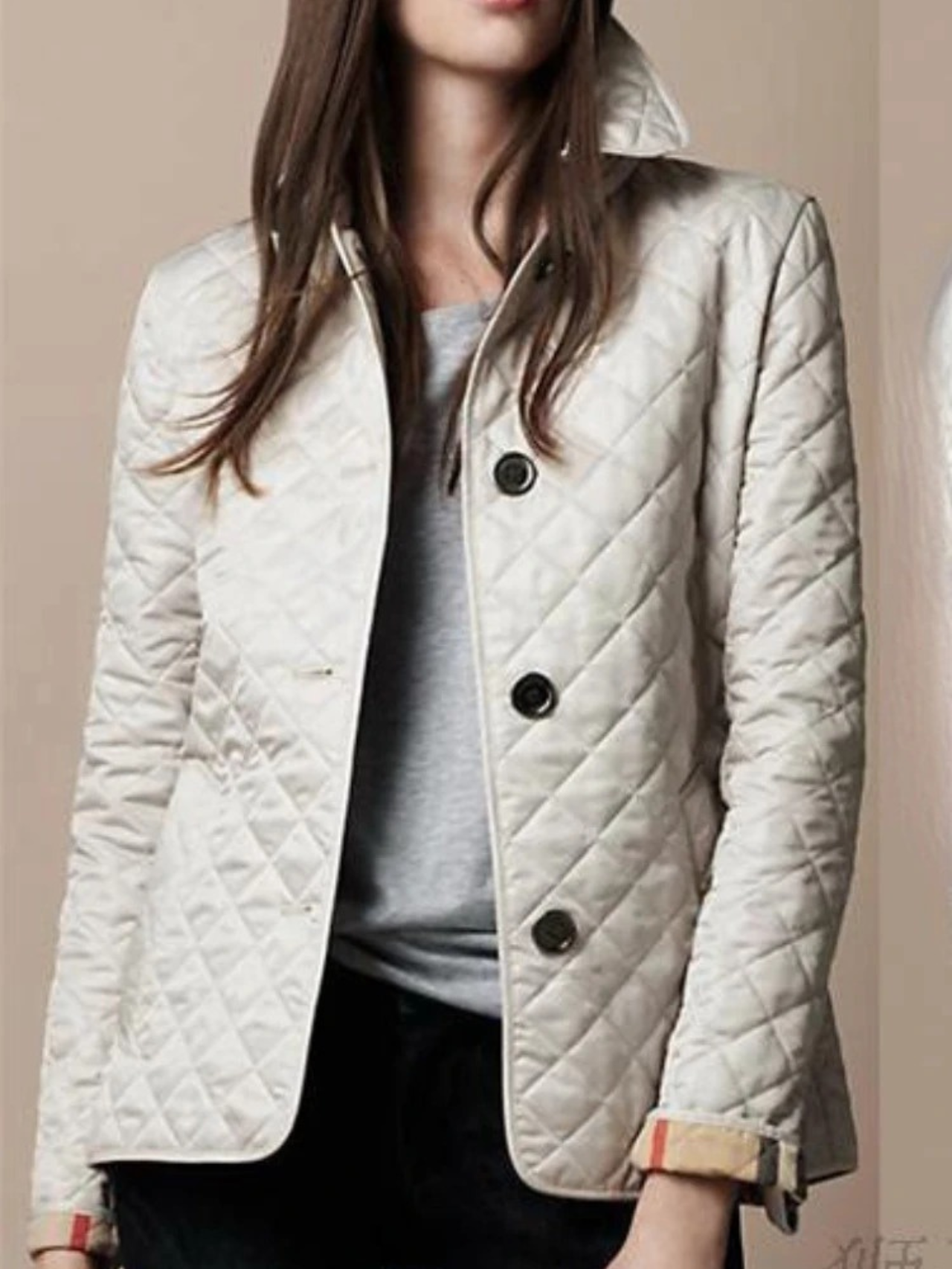 Leichte Steppjacke mit Druckknöpfen