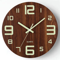 Leuchtende Wanduhr aus Walnussholz | Geräuschloses Holzdesign, das im Dunkeln leuchtet
