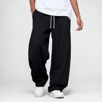 Locker geschnittene, lange Jogginghose