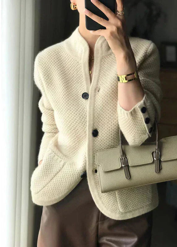 Luxuriöse gemütliche Strickjacke