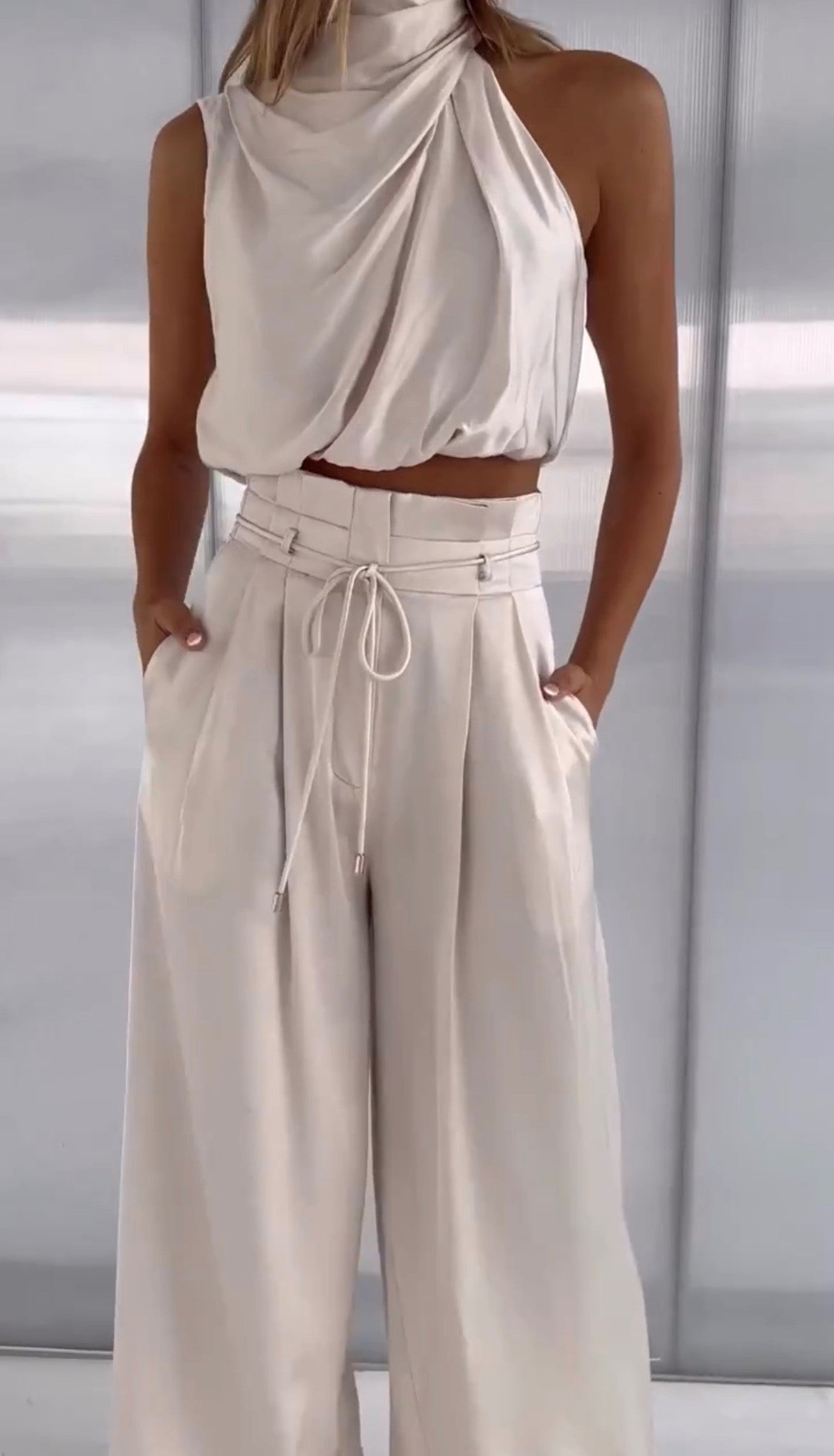 Luxuriöses zweiteiliges Set mit elegantem Top und Hose für Party und Alltag