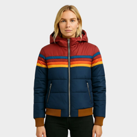 Mehrfarbige Retro-Pufferjacke für Damen