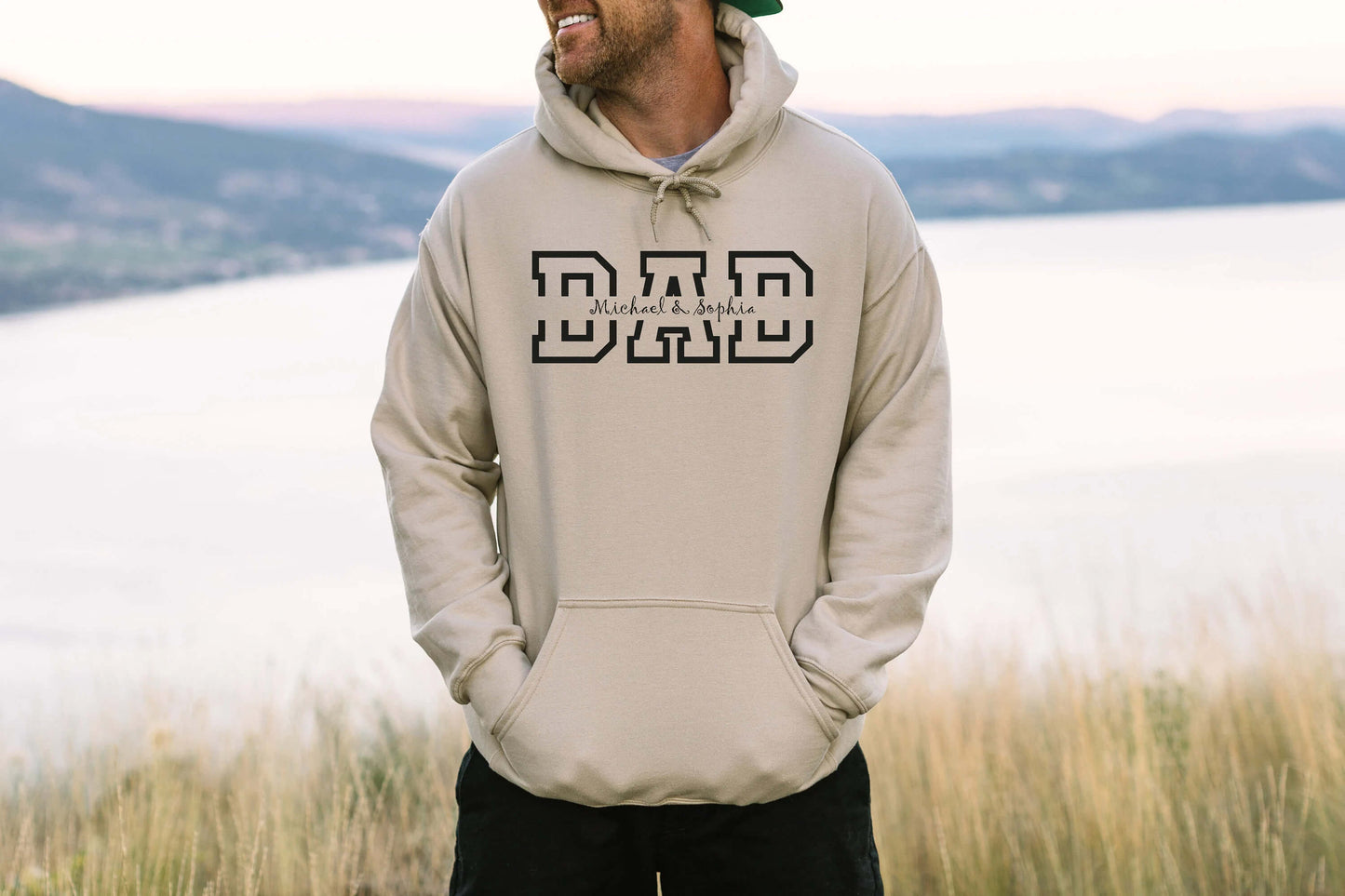 Personalisierter Hoodie mit den Namen Ihres ganzen Stolzes