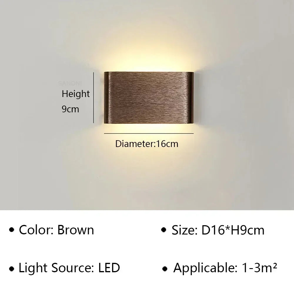 Moderne LED-Wandleuchte in elegantem Design mit warmweißem Licht für Schlafzimmer, Flur und Badezimmer
