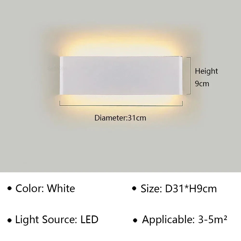 Moderne LED-Wandleuchte in elegantem Design mit warmweißem Licht für Schlafzimmer, Flur und Badezimmer