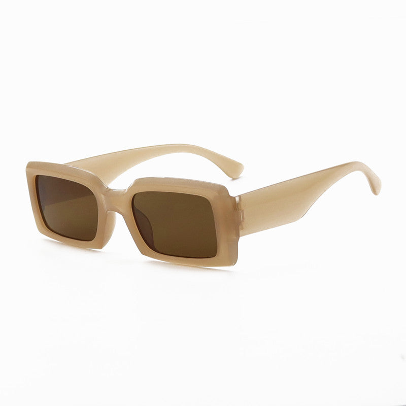 Moderne matte eckige Sonnenbrille