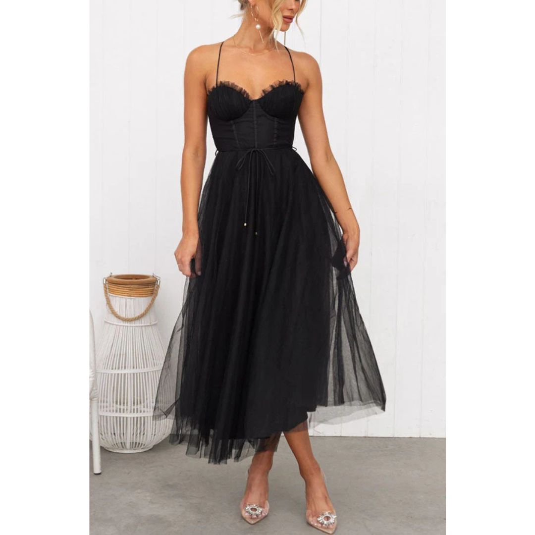 Modernes Spaghettiträger-Maxikleid für Damen – Ätherischer Seiden-Touch, architektonische A-Linie & skandinavische Sommer-Majestät