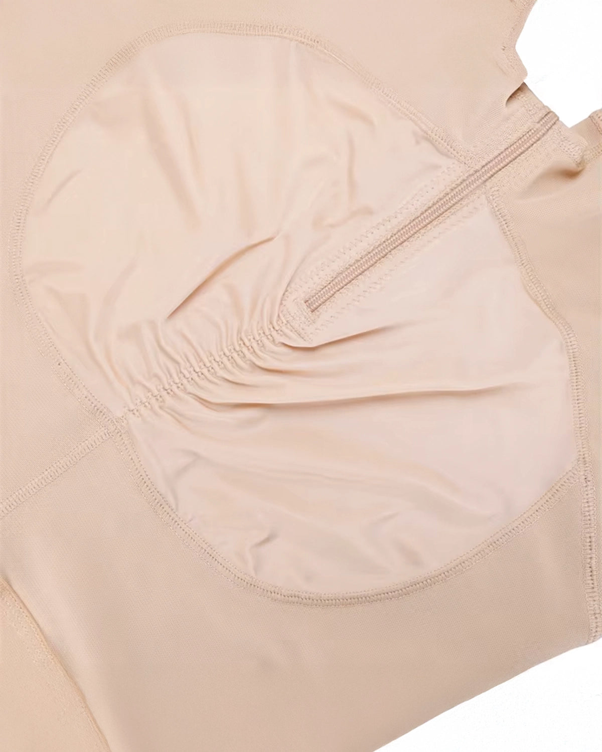 Nahtlose Bodyshaper-Shorts mit Bauch-weg-Effekt und Hüftformung – bequem und rutschfest, ideal für den Alltag und besondere Anlässe