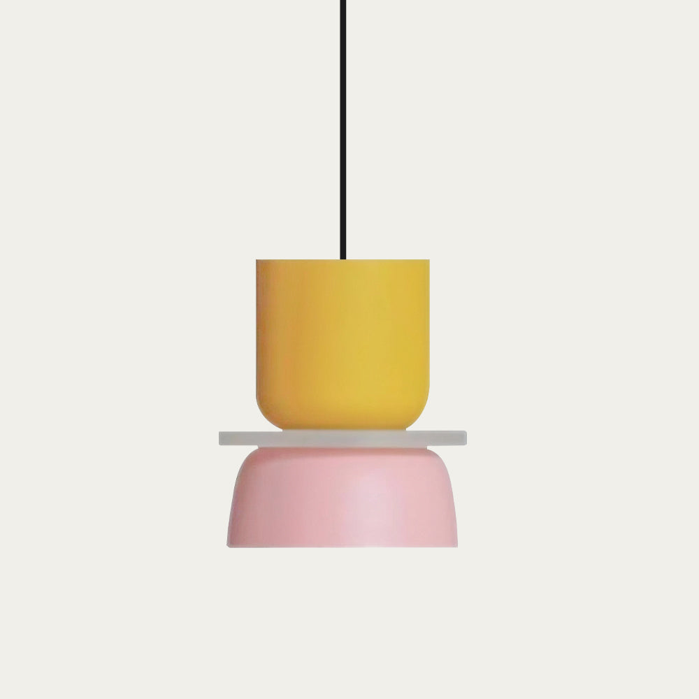 Nordische Pendelleuchte mit Color-Blocking-Akzent und Schirm in Acrylschale für Küche oder Essbereich