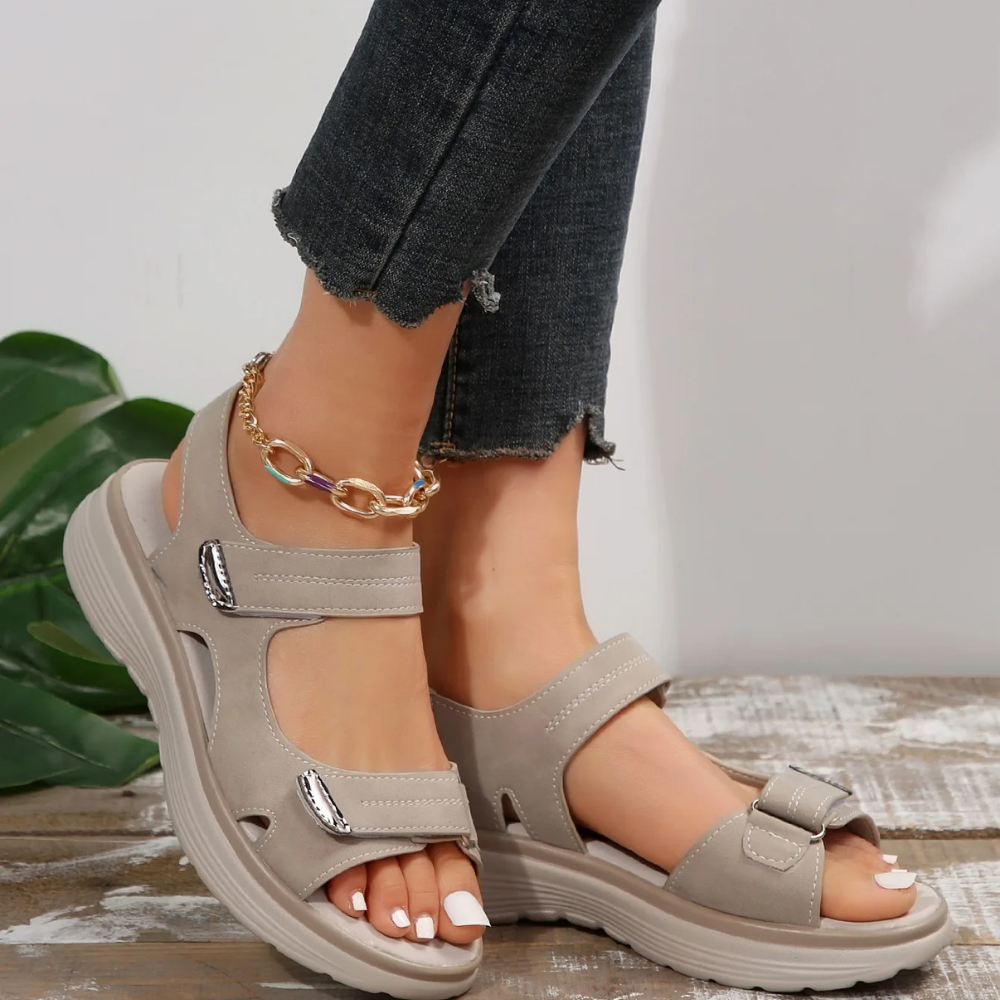 Orthopädische Damen-Sandalen – verstellbare Riemen, anatomische Unterstützung, elegantes Design