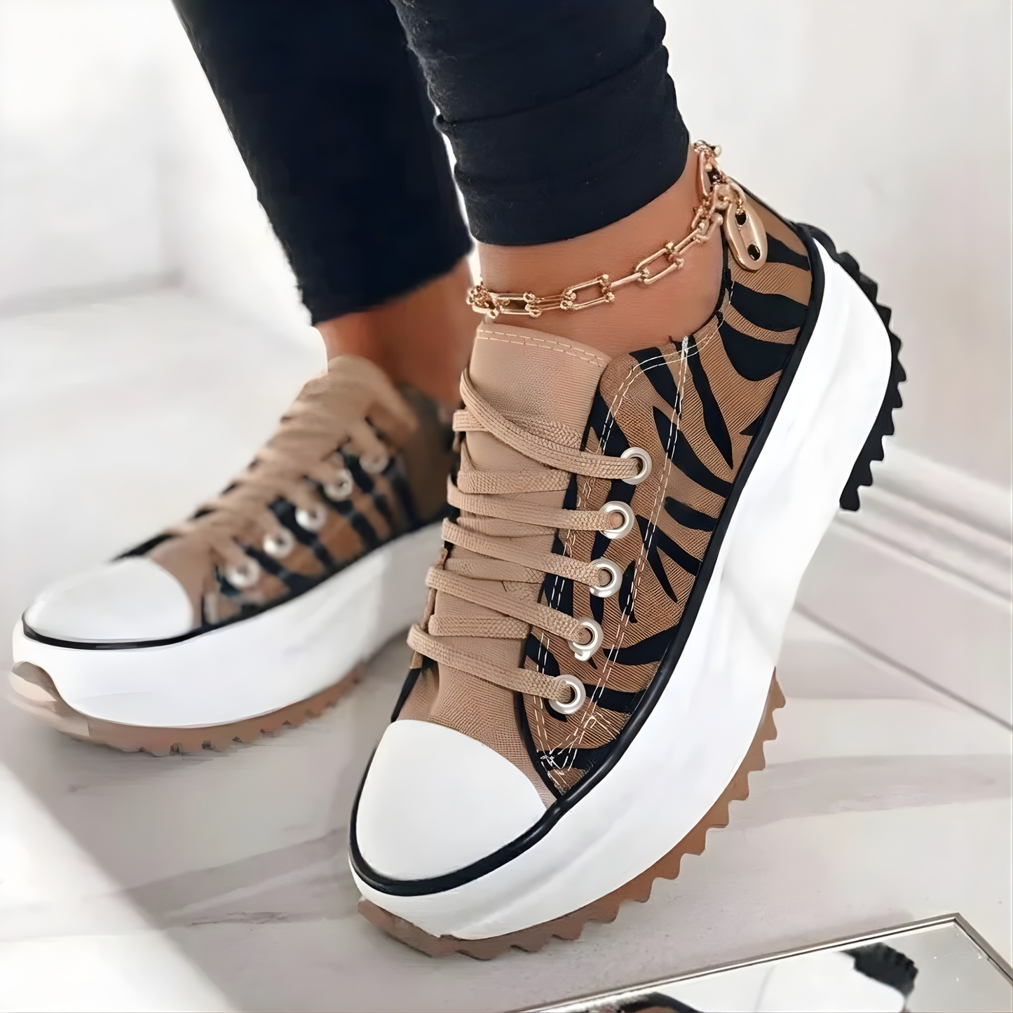 Orthopädische Damen-Sneaker