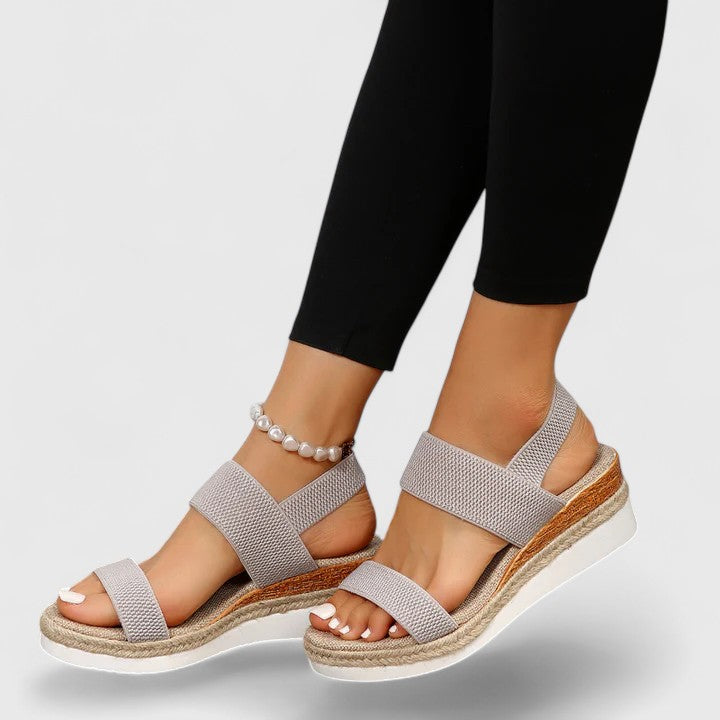 Orthopädische Sandalen mit Fußgewölbestütze und weicher Dämpfung – Anpassbare Einlagen für ganztägigen Komfort