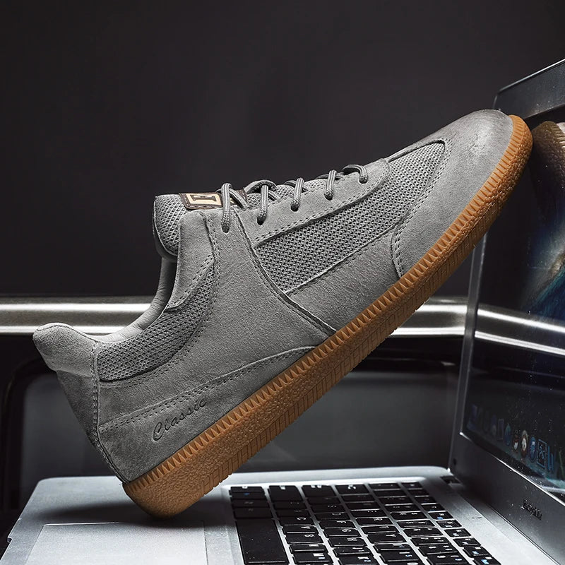 Orthopädische Sneaker