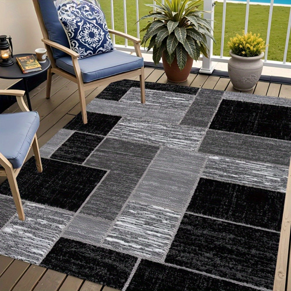 Outdoor-Teppich Coastal Grid | Moderner Terrassenteppich in Schwarz und Grau