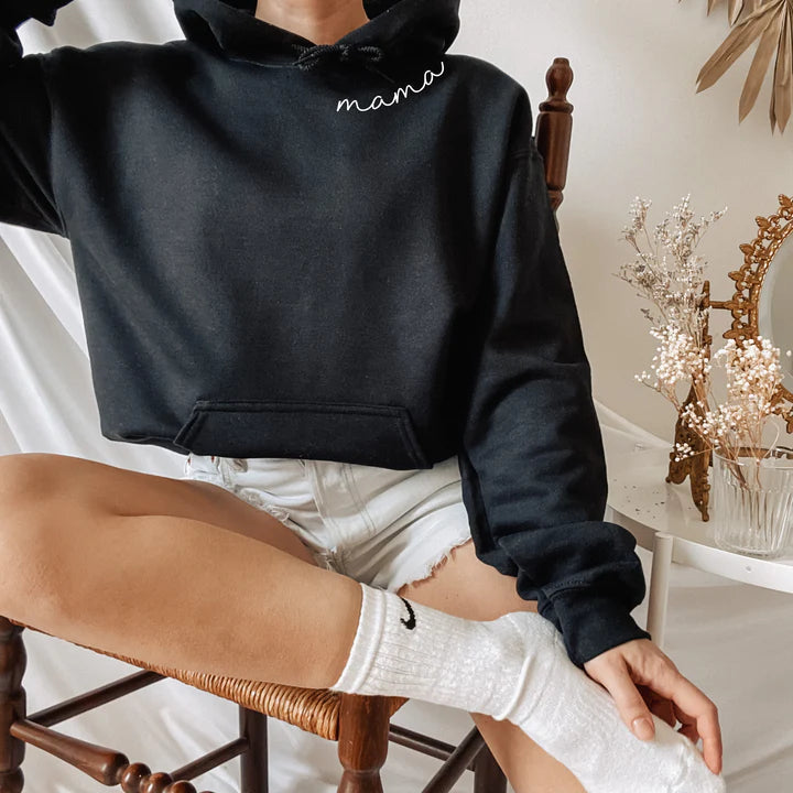 Personalisierbarer Hoodie mit Namen auf dem Ärmel