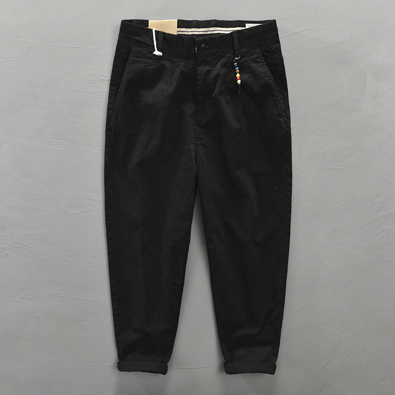 Plissierte, verkürzte Karottenhose für Herren