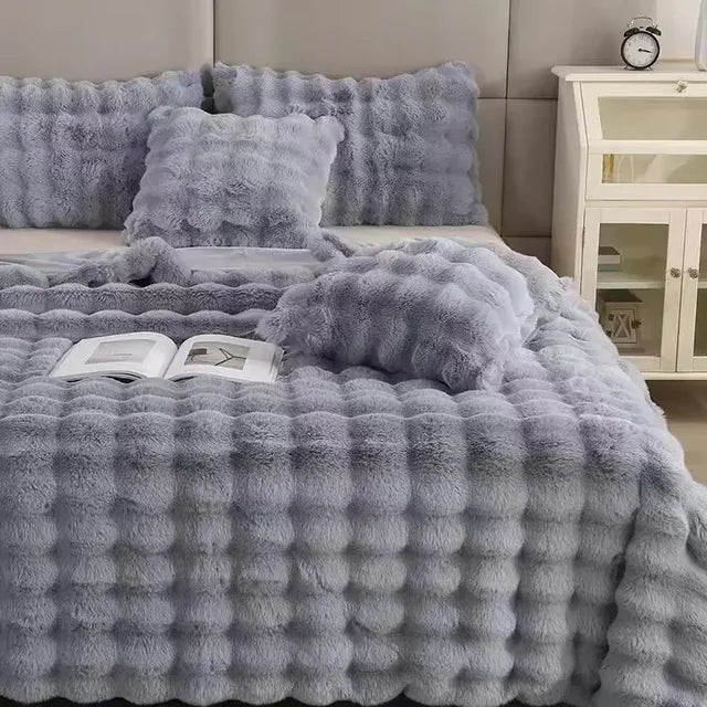 Plüschdecke – Winterlicher Luxus & superweich