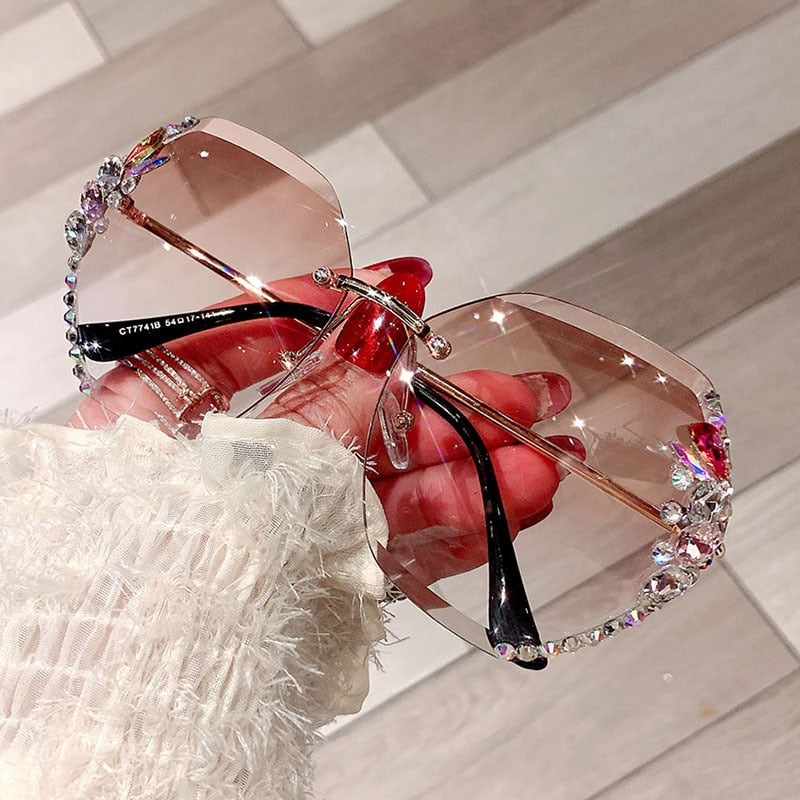 Randlose Sonnenbrille mit Strasssteinen