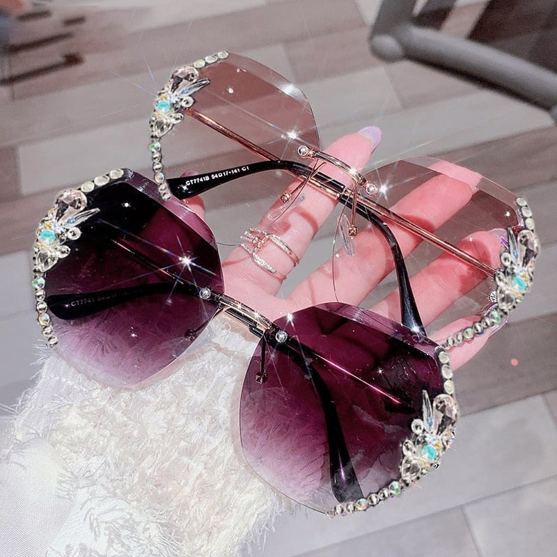 Randlose Sonnenbrille mit Strasssteinen