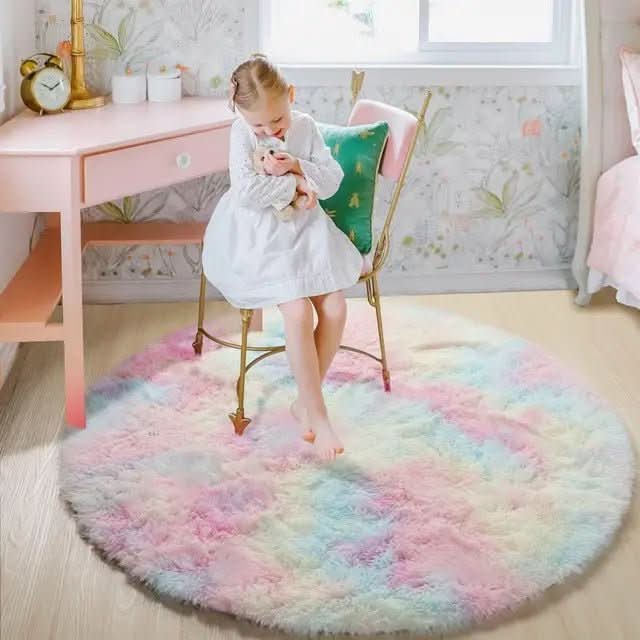Runder Teppich für Wohnzimmer und Schlafzimmer – weiches Design mit rutschfester Unterseite