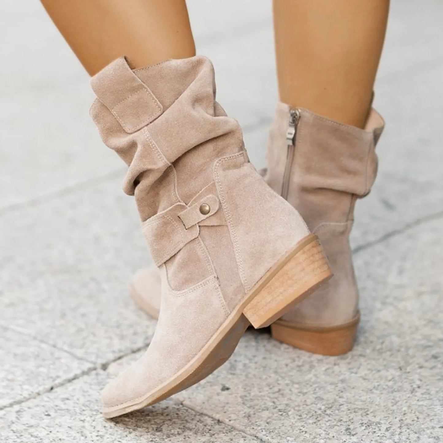 Schicke Damenstiefel – perfekt für die Arbeit oder Freizeit-Outfits