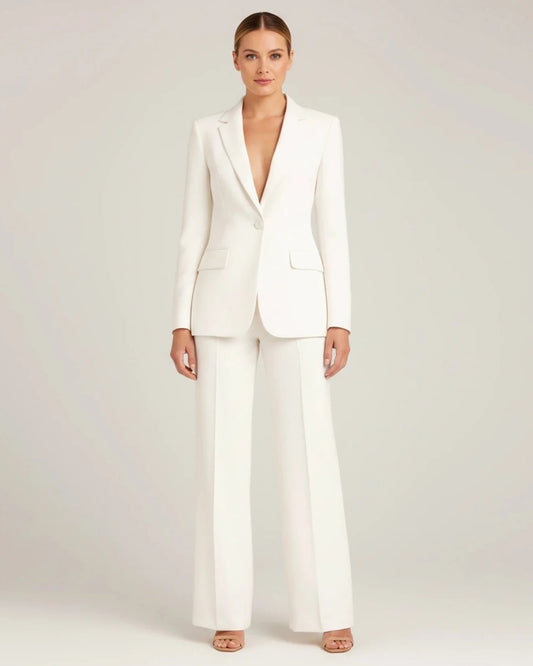 Schickes, tailliertes Hosenanzug-Set mit langem Blazer für Damen