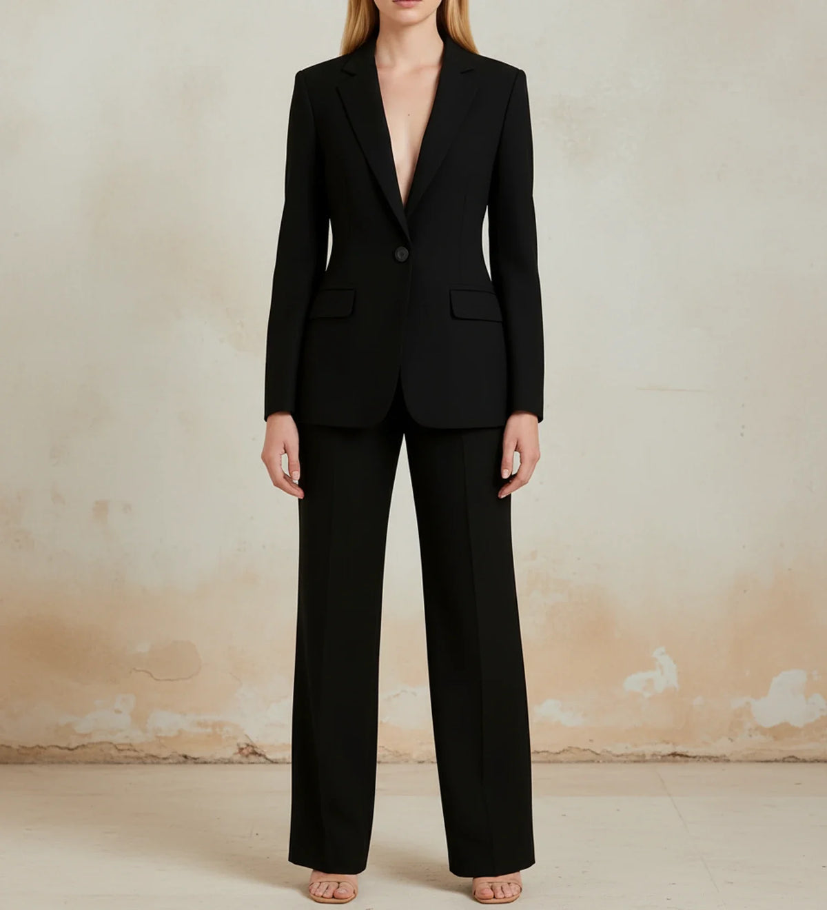 Schickes, tailliertes Hosenanzug-Set mit langem Blazer für Damen